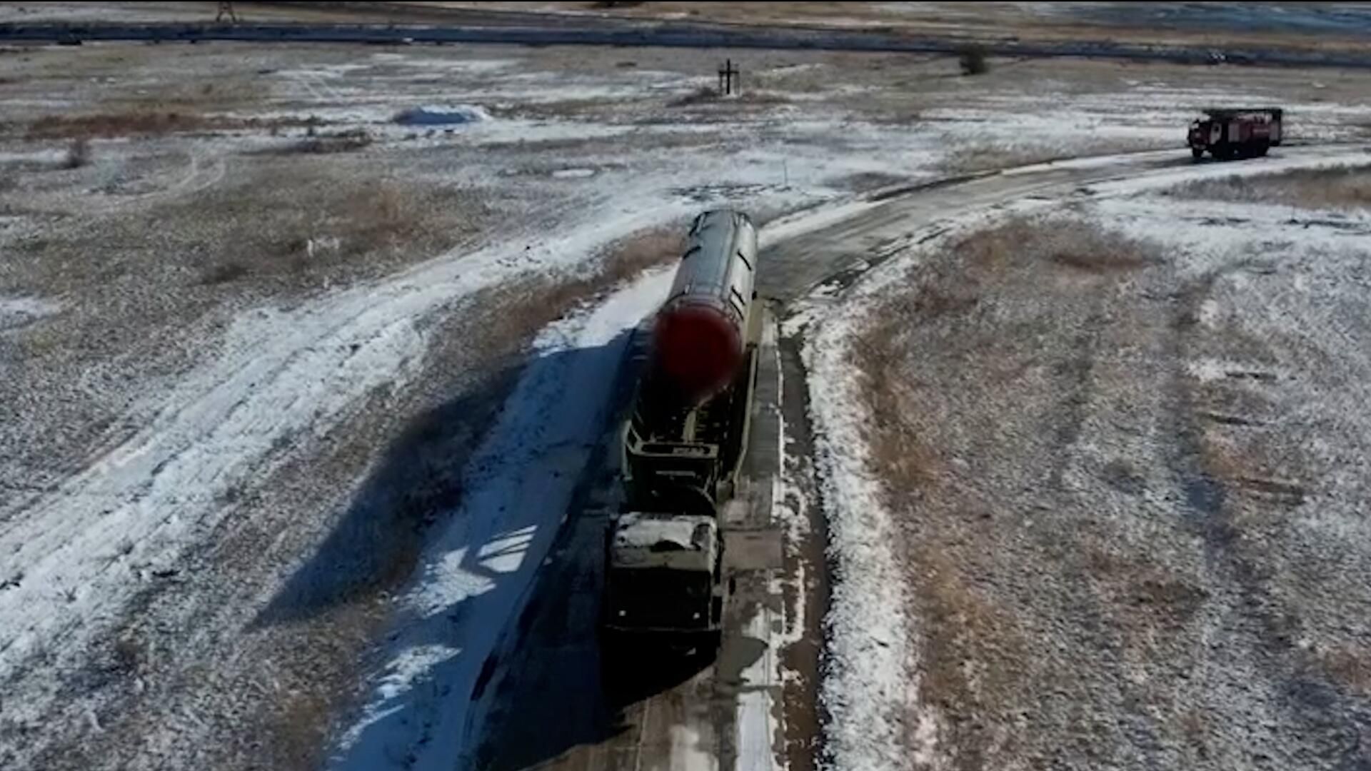 Стратегический ракетный комплекс Авангард с гиперзвуковым планирующим блоком Стратегический ракетный комплекс Авангард с гиперзвуковым планирующим блоком - РИА Новости, 1920, 18.11.2022