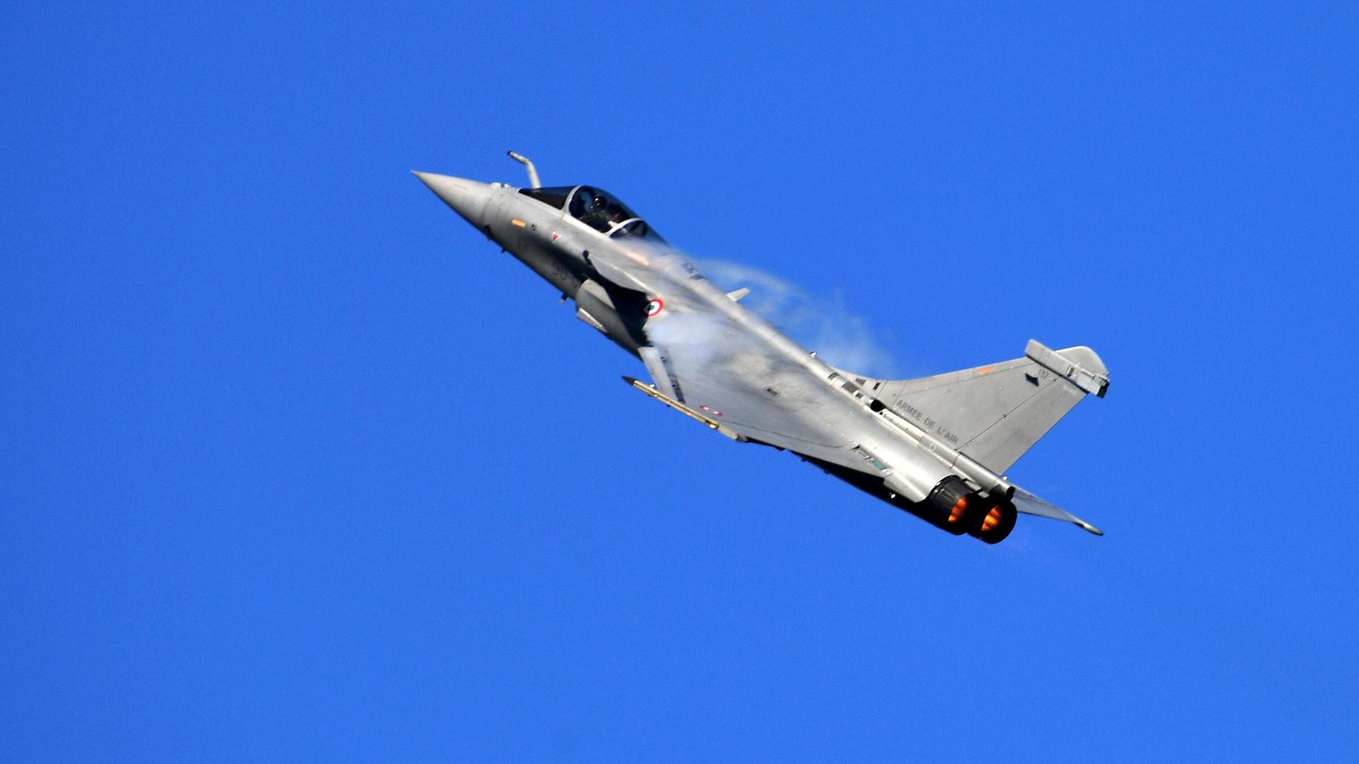 Французский многоцелевой истребитель четвертого поколения Rafale Французский многоцелевой истребитель четвертого поколения Rafale - РИА Новости, 1920, 10.12.2024