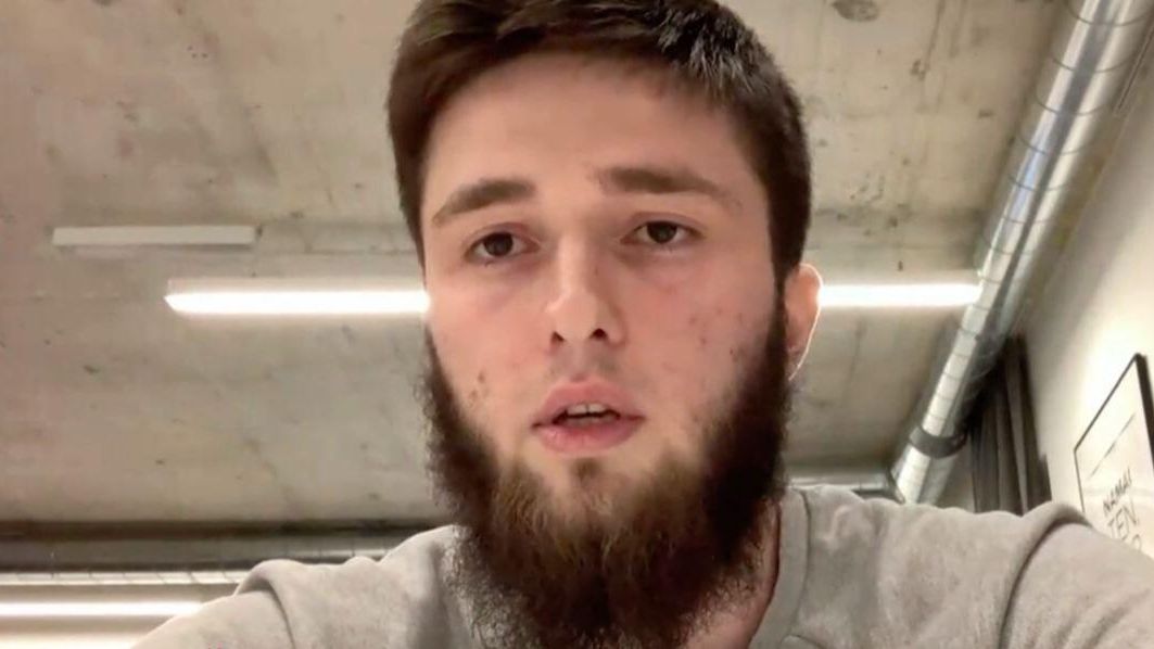 Байсангур Янгулбаев. Кадр видео из соцсетей Байсангур Янгулбаев. Кадр видео из соцсетей - РИА Новости, 1920, 22.11.2022
