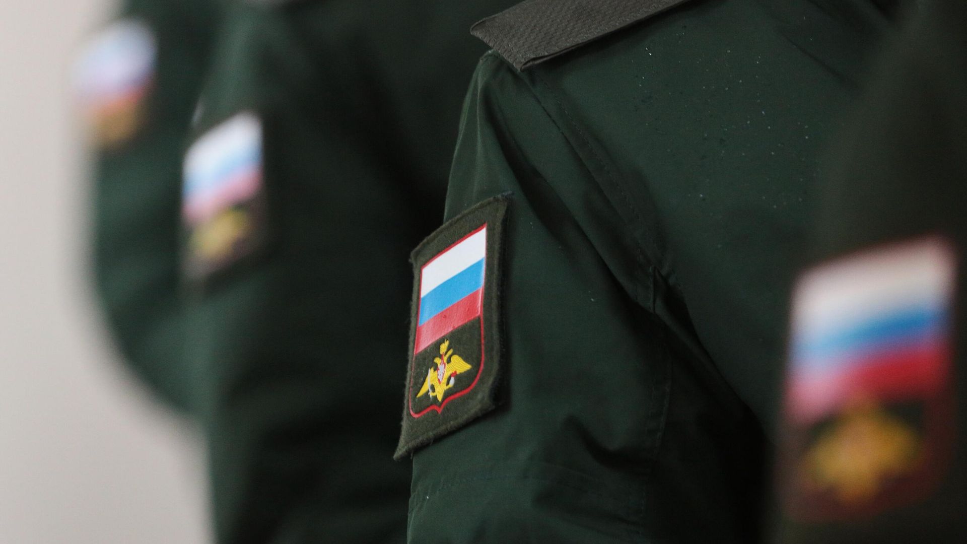 Призывники перед отправкой на службу в вооруженные силы РФ Призывники перед отправкой на службу в вооруженные силы РФ - РИА Новости, 1920, 12.10.2023