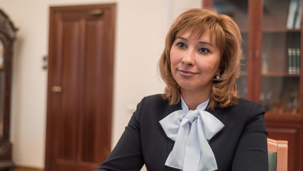 Министр труда, занятости и социальной защиты республики Эльмира Зарипова Министр труда, занятости и социальной защиты республики Эльмира Зарипова - РИА Новости, 1920, 15.12.2024