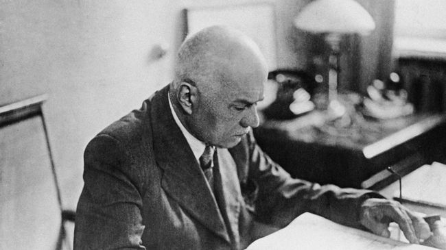 Архитектор Алексей Викторович Щусев Архитектор Алексей Викторович Щусев