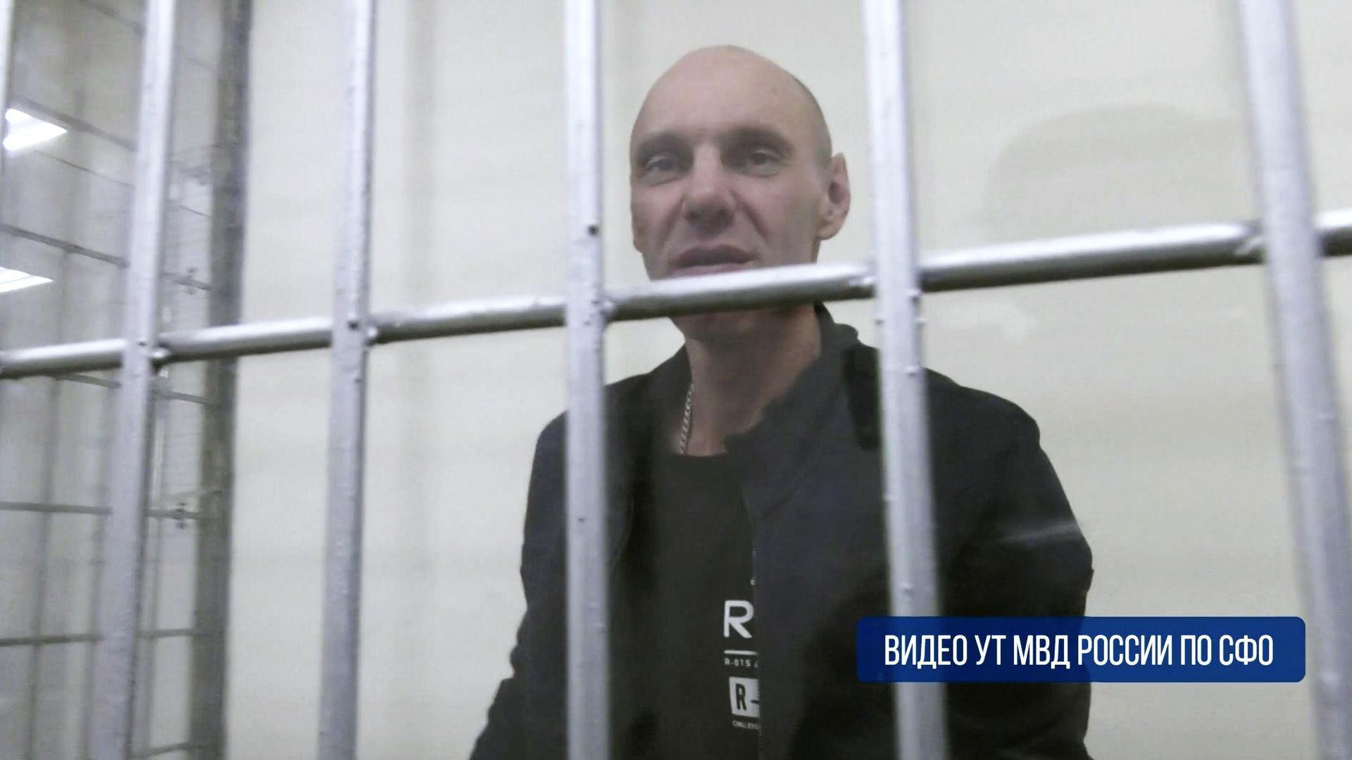 В Новосибирске транспортные полицейские задержали неадекватного пассажира рейса Южно-Сахалинск – Новосибирск В Новосибирске транспортные полицейские задержали неадекватного пассажира рейса Южно-Сахалинск – Новосибирск - РИА Новости, 1920, 01.12.2022
