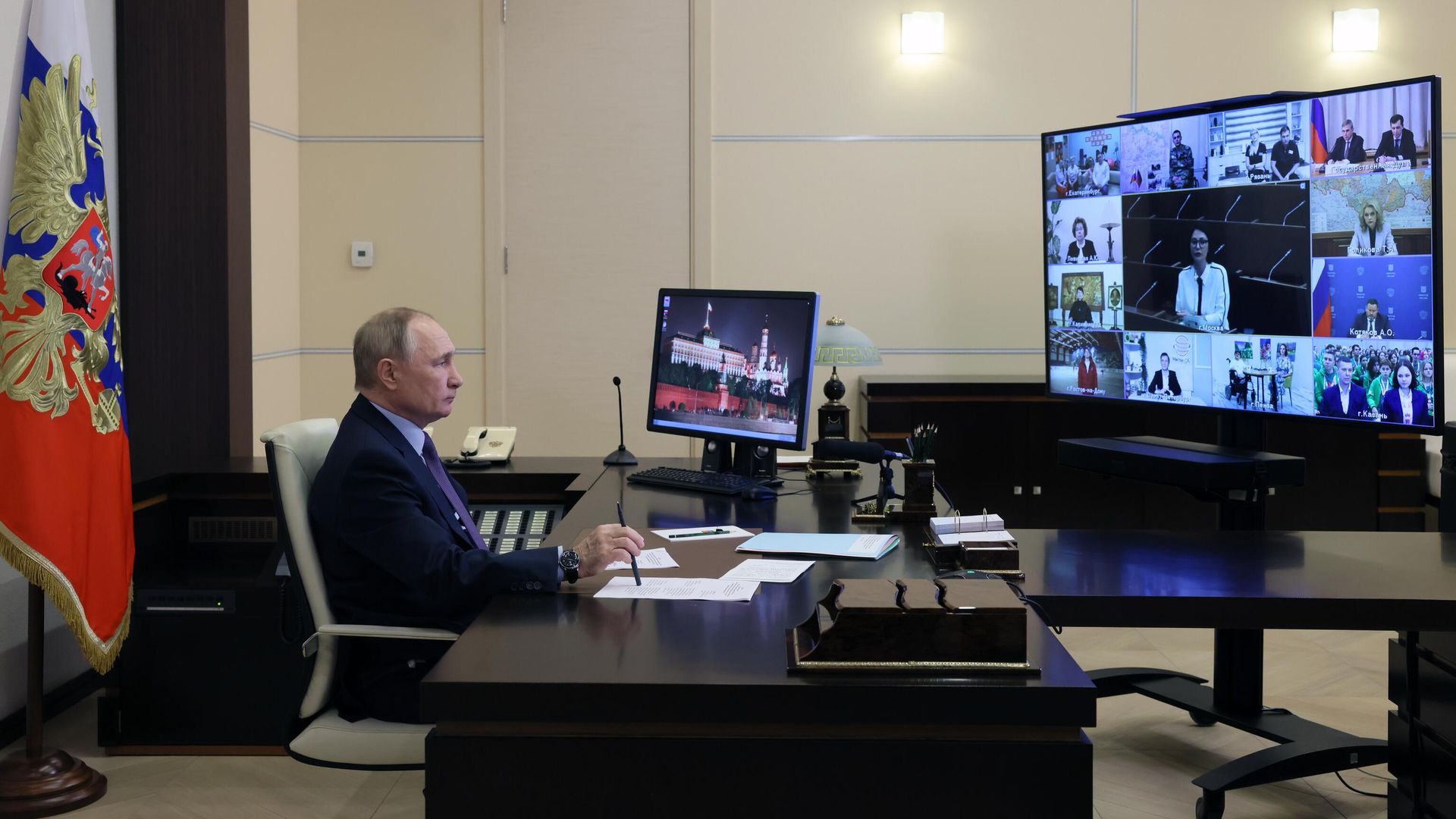 Президент РФ Владимир Путин Президент РФ Владимир Путин - РИА Новости, 1920, 05.12.2022