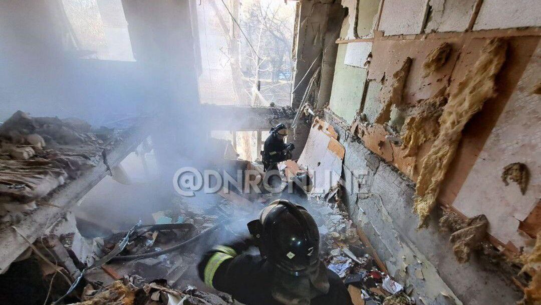 Последствия обстрела украинскими боевиками Ворошиловского района Донецка - РИА Новости, 1920, 06.12.2022