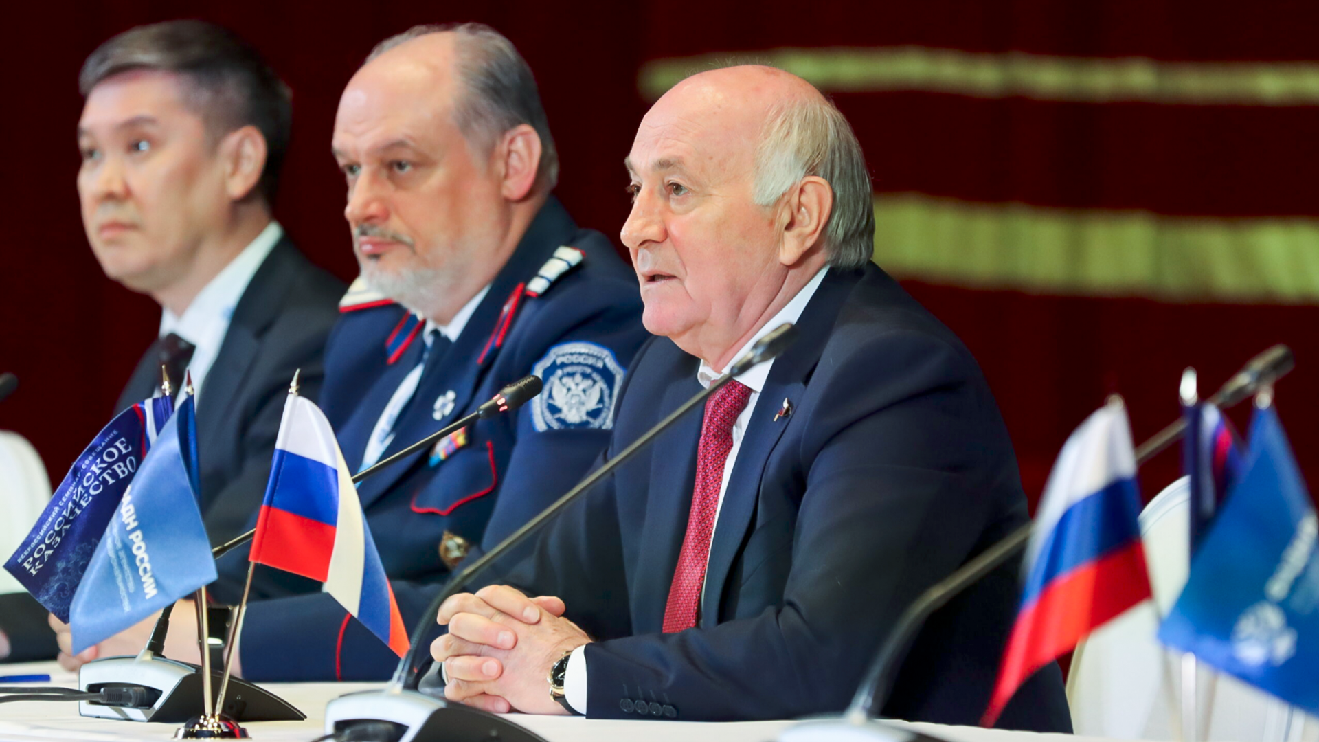 Всероссийский атаман Николай Долуда (справа) Всероссийский атаман Николай Долуда (справа) - РИА Новости, 1920, 06.12.2022