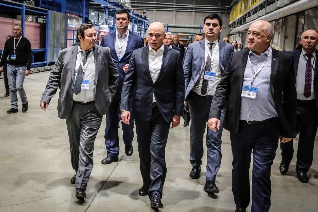 На грязинской площадке ОЭЗ Липецк начал работу завод по производству эластичного пенополиуретана На грязинской площадке ОЭЗ Липецк начал работу завод по производству эластичного пенополиуретана - РИА Новости, 1920, 07.12.2022