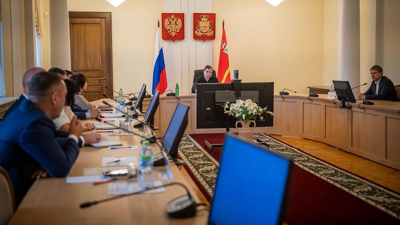 Смоленские власти разработали инвестиционную карту региона Смоленские власти разработали инвестиционную карту региона - РИА Новости, 1920, 07.12.2022