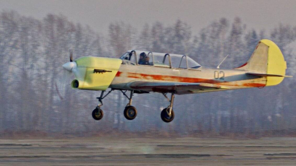 Летающая лаборатория на базе Як-52 Летающая лаборатория на базе Як-52 - РИА Новости, 1920, 09.12.2022