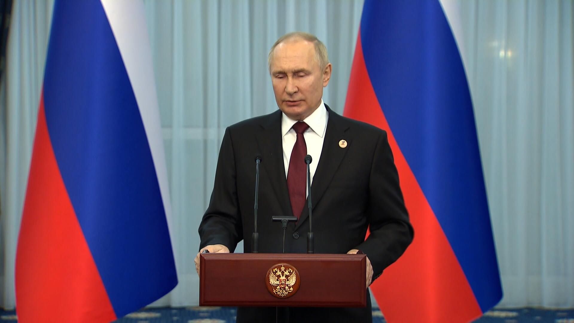 Путин о словах Меркель: Для меня это было неожиданным, это разочаровывает Путин о словах Меркель: Для меня это было неожиданным, это разочаровывает - РИА Новости, 1920, 09.12.2022