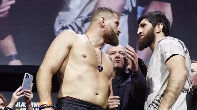 Ян Блахович и Магомед Анкалаев перед боем на UFC 282 Ян Блахович и Магомед Анкалаев перед боем на UFC 282