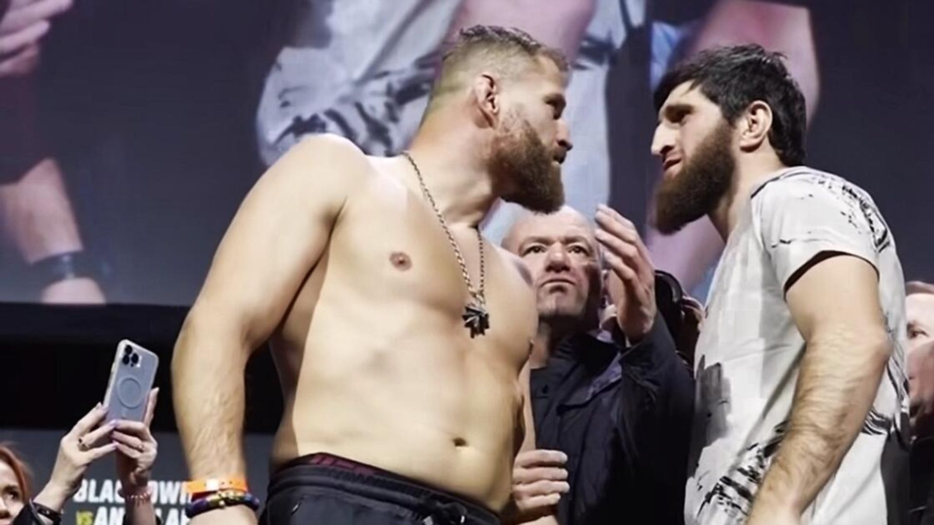 Ян Блахович и Магомед Анкалаев перед боем на UFC 282 - РИА Новости, 1920, 09.12.2022