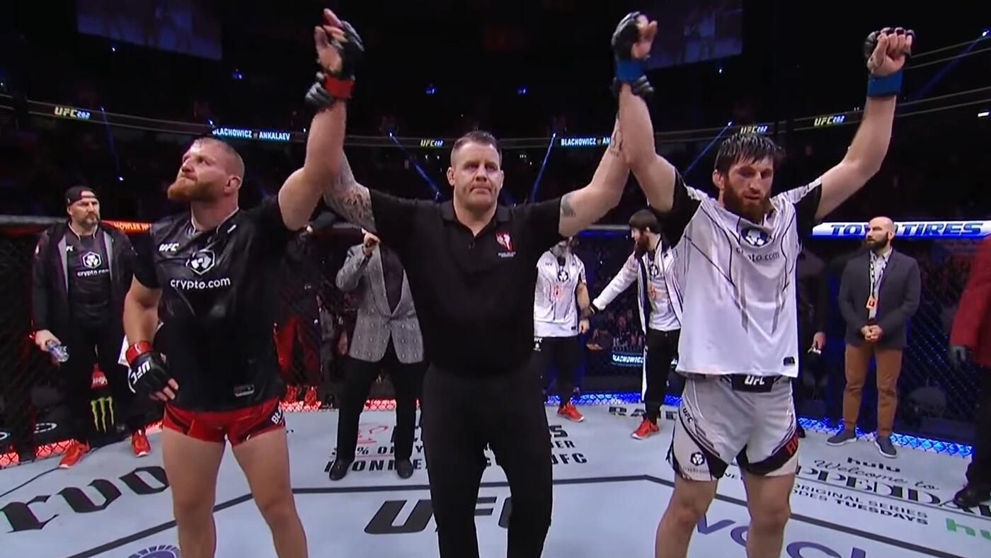 Ян Блахович и Магомед Анкалаев на UFC 282 Ян Блахович и Магомед Анкалаев на UFC 282 - РИА Новости, 1920, 11.12.2022