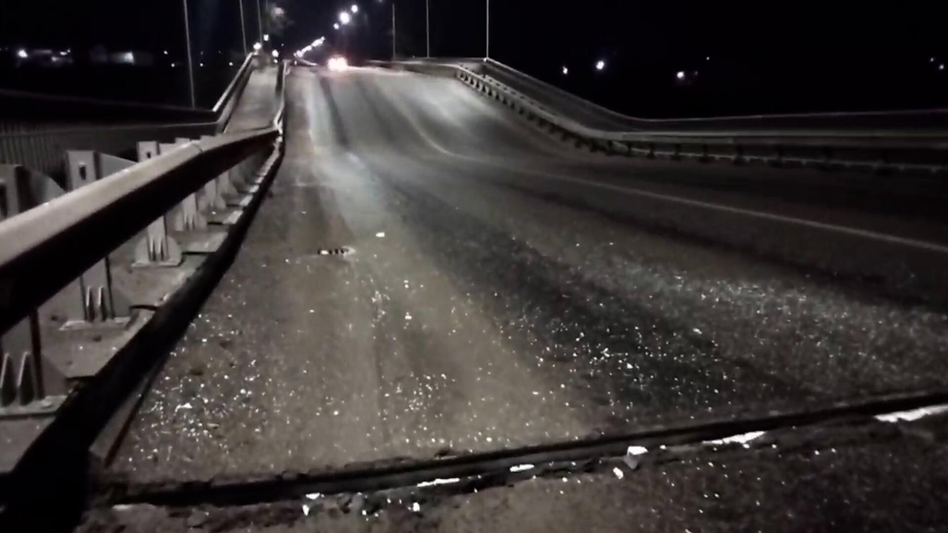 Кадры с места взрыва у моста в селе Константиновка в пригороде Мелитополя Кадры с места взрыва у моста в селе Константиновка в пригороде Мелитополя - РИА Новости, 1920, 12.12.2022