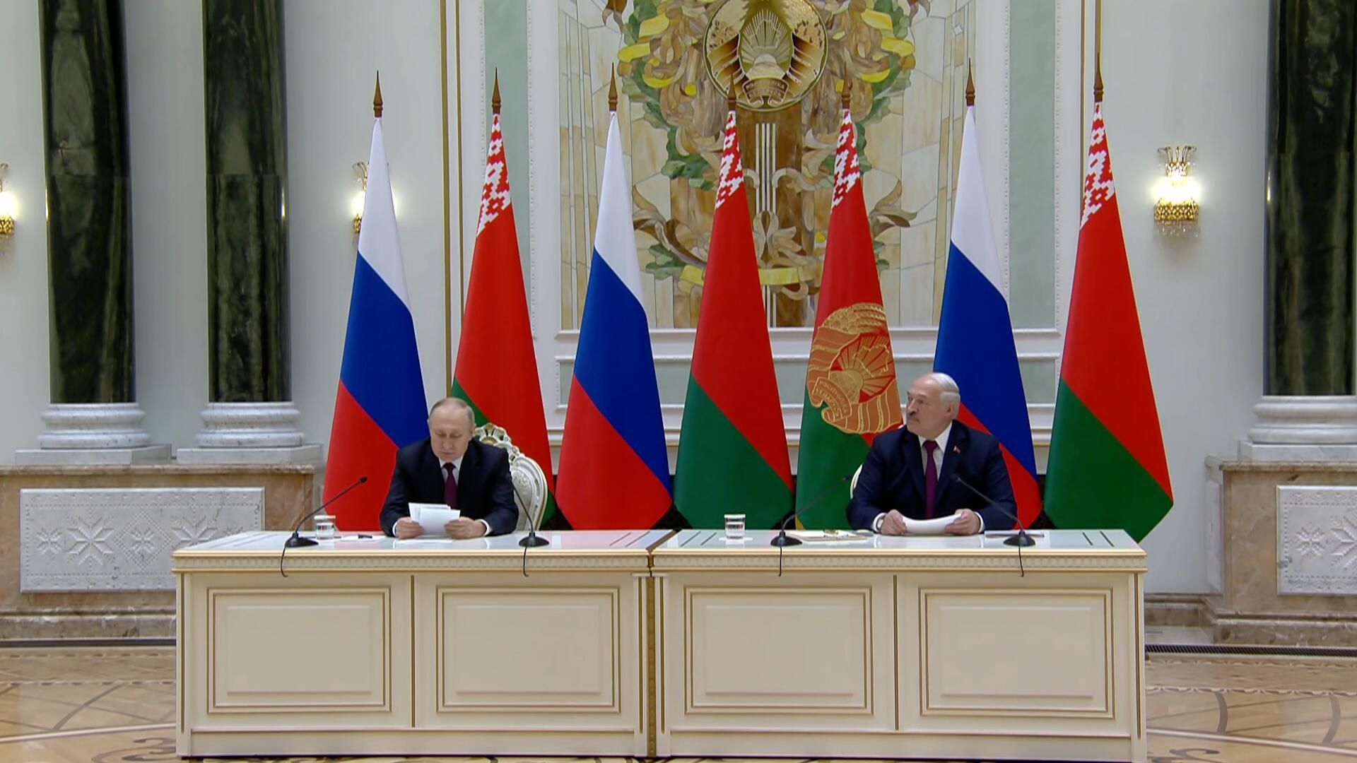 Путин о формировании единого оборонного пространства с Белоруссией Путин о формировании единого оборонного пространства с Белоруссией - РИА Новости, 1920, 19.12.2022