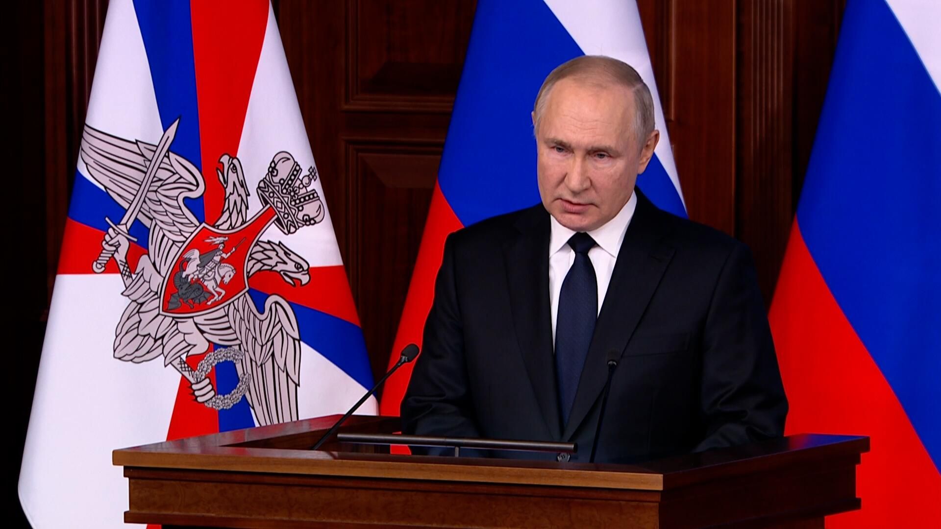 Путин: Страна, правительство дают все, что армия просит Путин: Страна, правительство дают все, что армия просит - РИА Новости, 1920, 21.12.2022