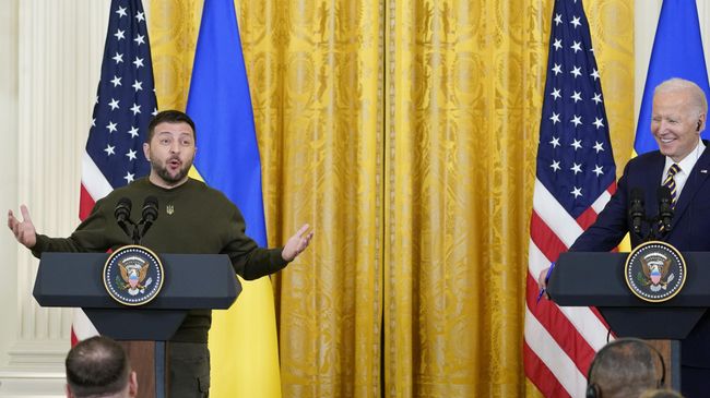 Президент США Джо Байден и президент Украины Владимир Зеленский во время пресс-конференции в Белом доме Президент США Джо Байден и президент Украины Владимир Зеленский во время пресс-конференции в Белом доме