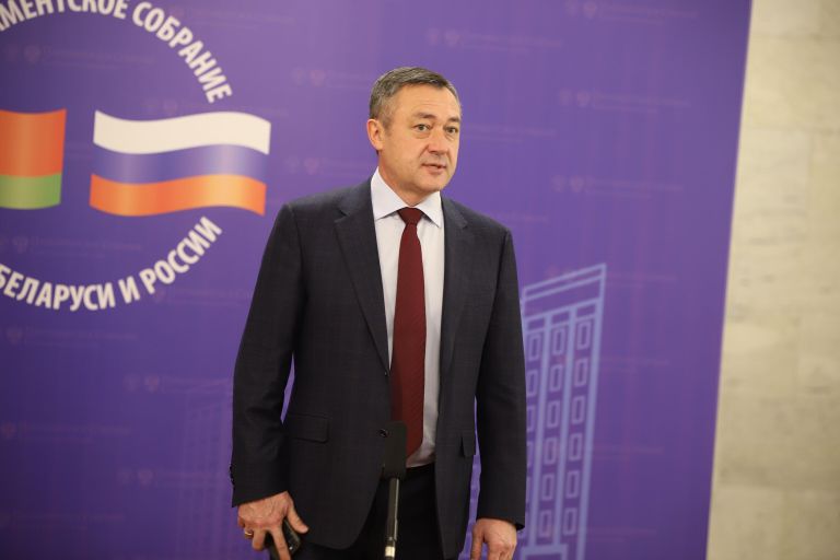 Председатель Комиссии Парламентского Собрания по законодательству и Регламенту Виктор Пинский Председатель Комиссии Парламентского Собрания по законодательству и Регламенту Виктор Пинский