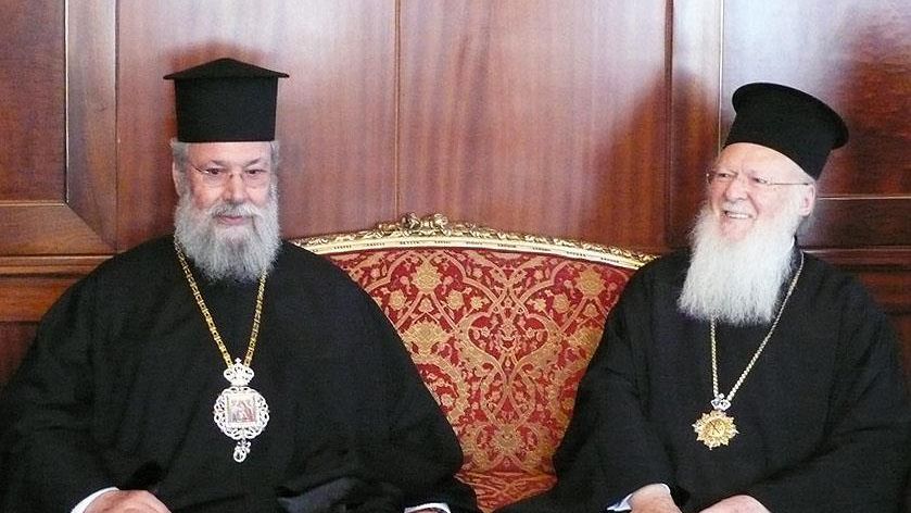 Архиепископ Кипра Хризостом II и патриарх Константинопольский Варфоломей I во время встречи Архиепископ Кипра Хризостом II и патриарх Константинопольский Варфоломей I во время встречи - РИА Новости, 1920, 25.12.2022