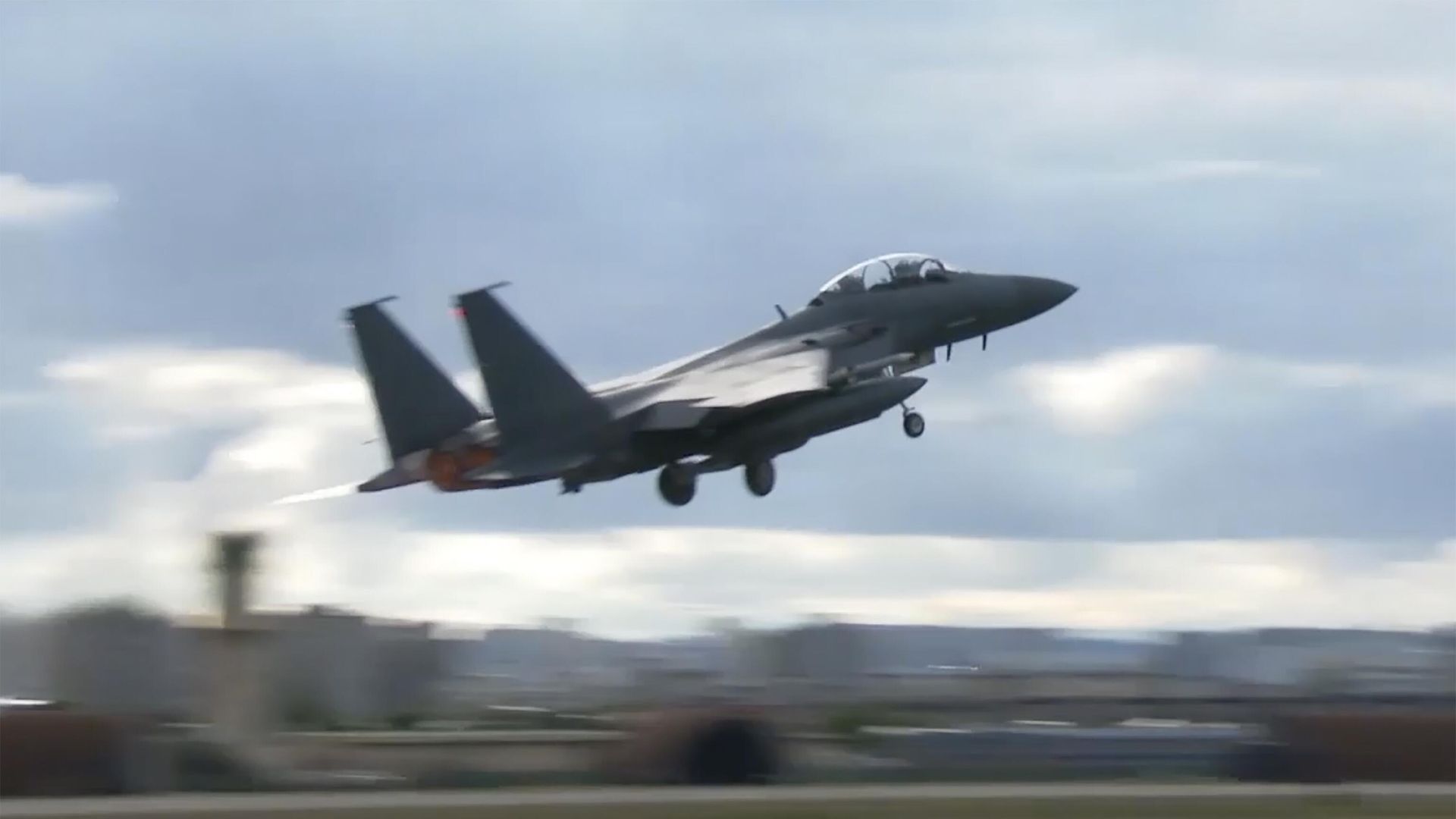 Южнокорейский истребитель F15K Южнокорейский истребитель F15K - РИА Новости, 1920, 27.12.2022