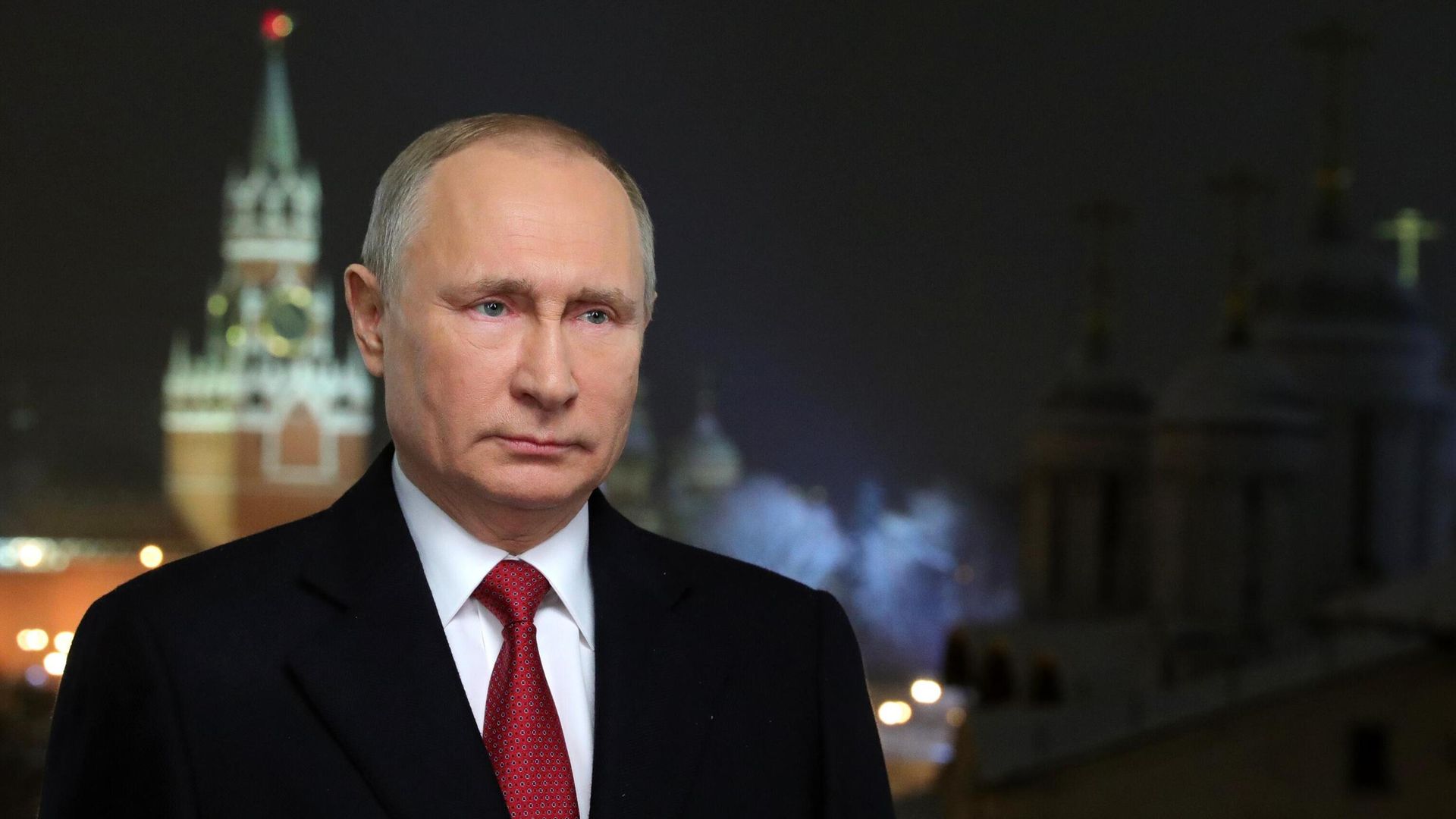 Президент России Владимир Путин во время новогоднего обращения к россиянам Президент России Владимир Путин во время новогоднего обращения к россиянам - РИА Новости, 1920, 02.01.2022