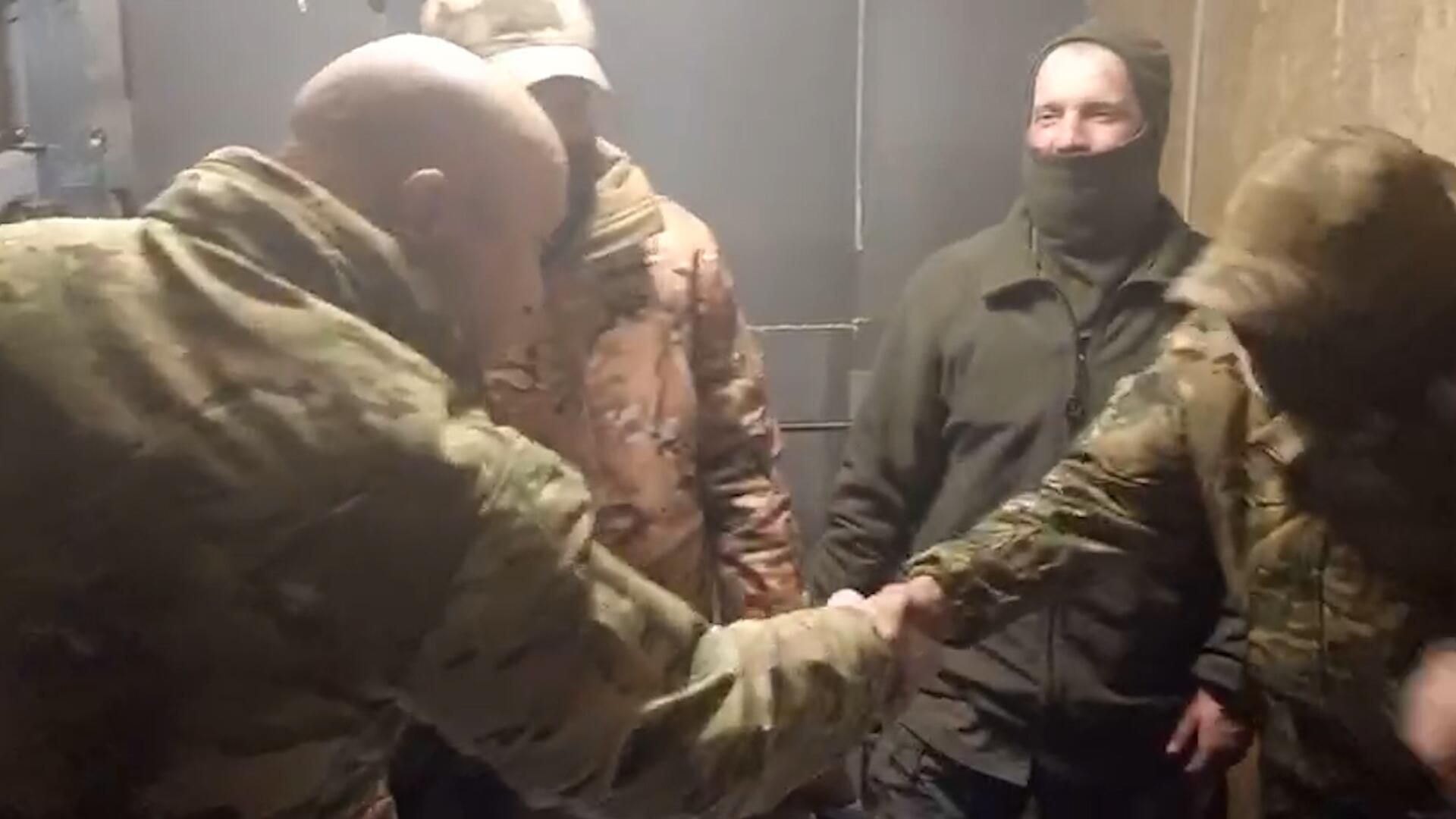 Пригожин встретил Новый год среди своих бойцов в ЛНР Пригожин встретил Новый год среди своих бойцов в ЛНР - РИА Новости, 1920, 31.12.2022