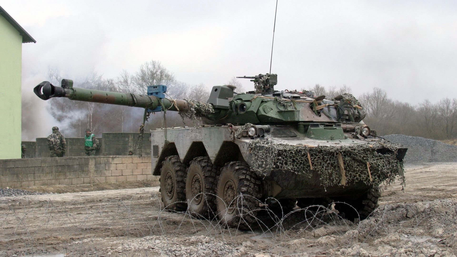 Французский тяжелый бронеавтомобиль AMX-10RC - РИА Новости, 1920, 19.02.2023