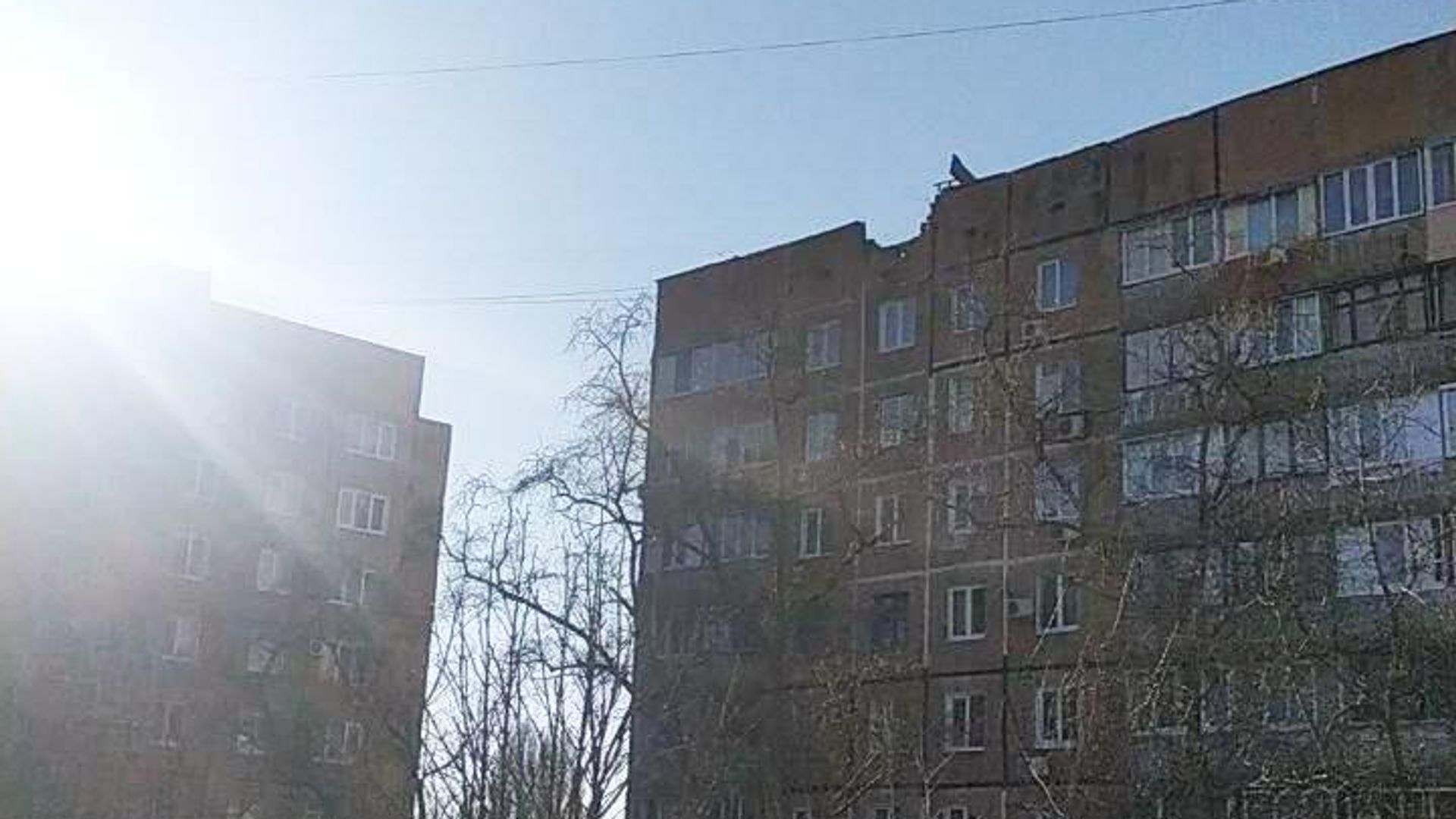 Последствия обстрела микрорайона Тихий. Петровский район Донецка Последствия обстрела микрорайона Тихий. Петровский район Донецка - РИА Новости, 1920, 07.01.2023