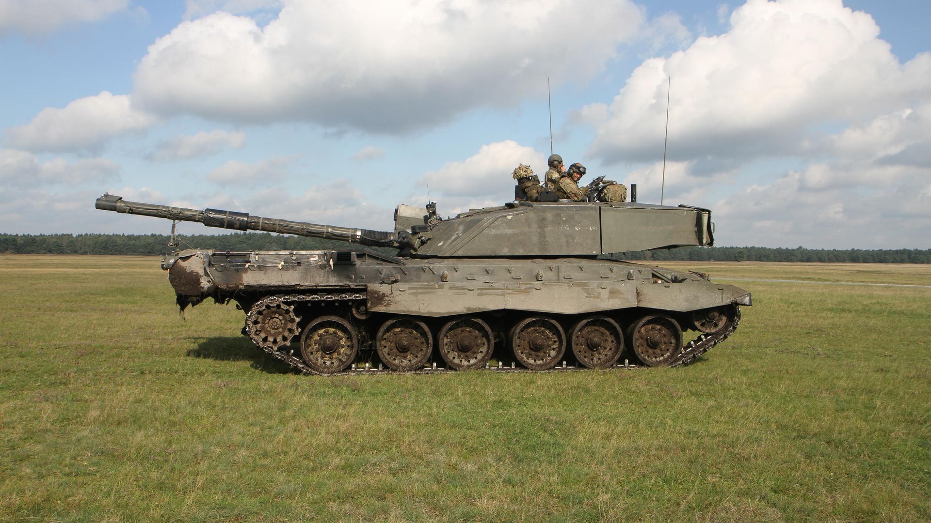 Основной боевой танк сухопутных войск Великобритании Challenger 2 Основной боевой танк сухопутных войск Великобритании Challenger 2 - РИА Новости, 1920, 17.01.2023
