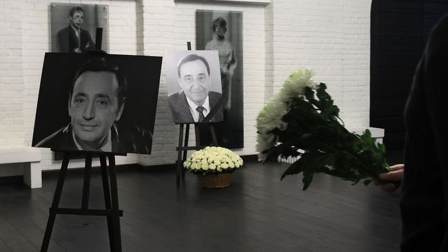 Фотографии Леонида Эрмана в фойе театра Современник в Москве Фотографии Леонида Эрмана в фойе театра Современник в Москве