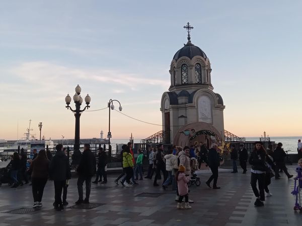Набережная Ялты в январе