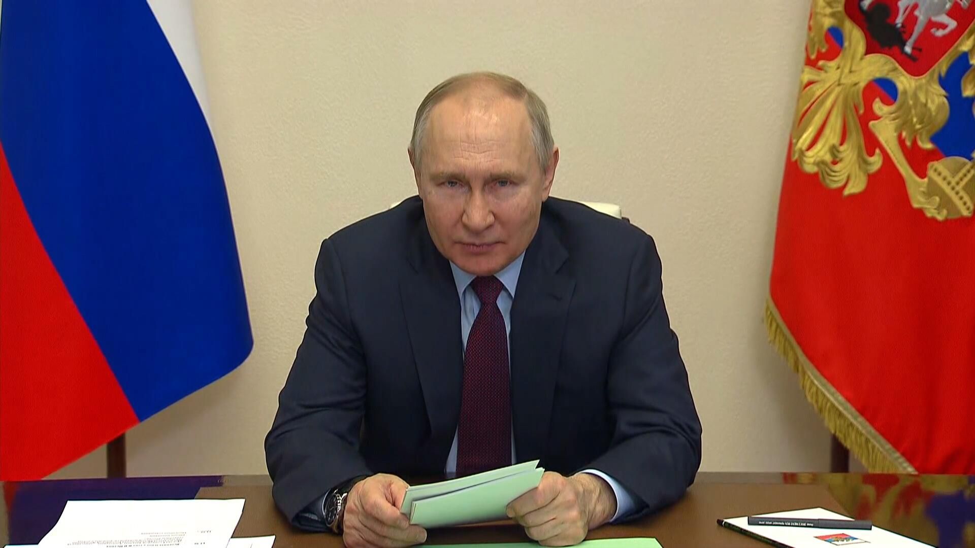 Путин: Нужно добиться суверенного развития вопреки любому внешнему давлению Путин: Нужно добиться суверенного развития вопреки любому внешнему давлению - РИА Новости, 1920, 11.01.2023