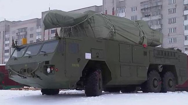 Партия ЗРК Тор-М2К поступившая в Белоруссию в рамках белорусско-российских договоренностей