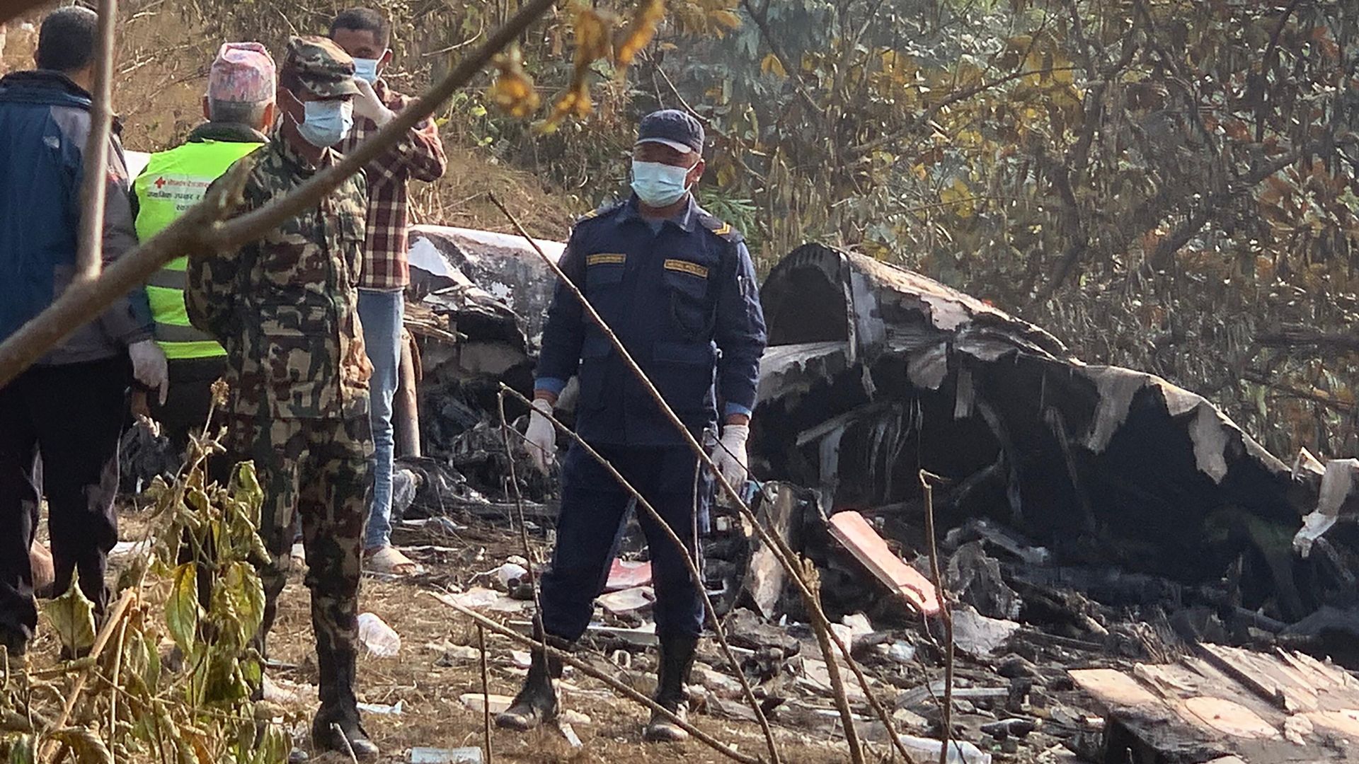 На месте крушения самолета в Непале На месте крушения самолета в Непале - РИА Новости, 1920, 15.01.2023