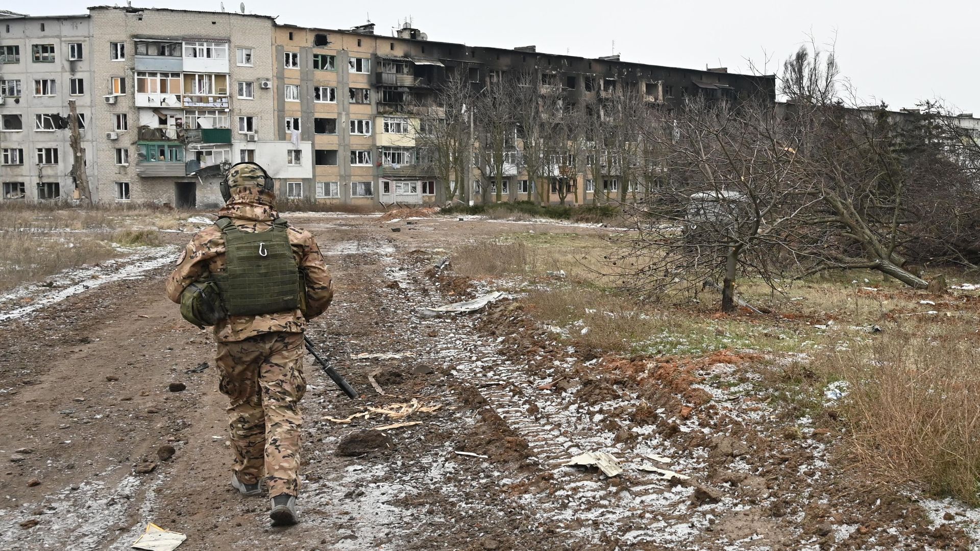 Боец подразделения ЧВК Вагнер в Соледаре Боец подразделения ЧВК Вагнер в Соледаре - РИА Новости, 1920, 16.01.2023