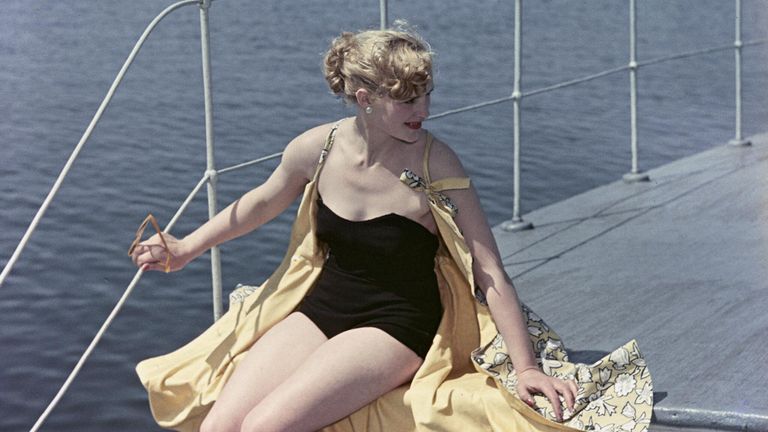 Ансамбль для летнего отдыха. 1956 год