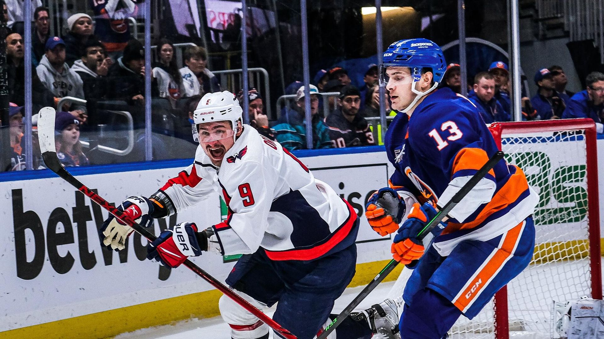 Хоккеист Вашингтон Кэпиталз Дмитрий Орлов Хоккеист Вашингтон Кэпиталз Дмитрий Орлов - РИА Новости, 1920, 17.01.2023