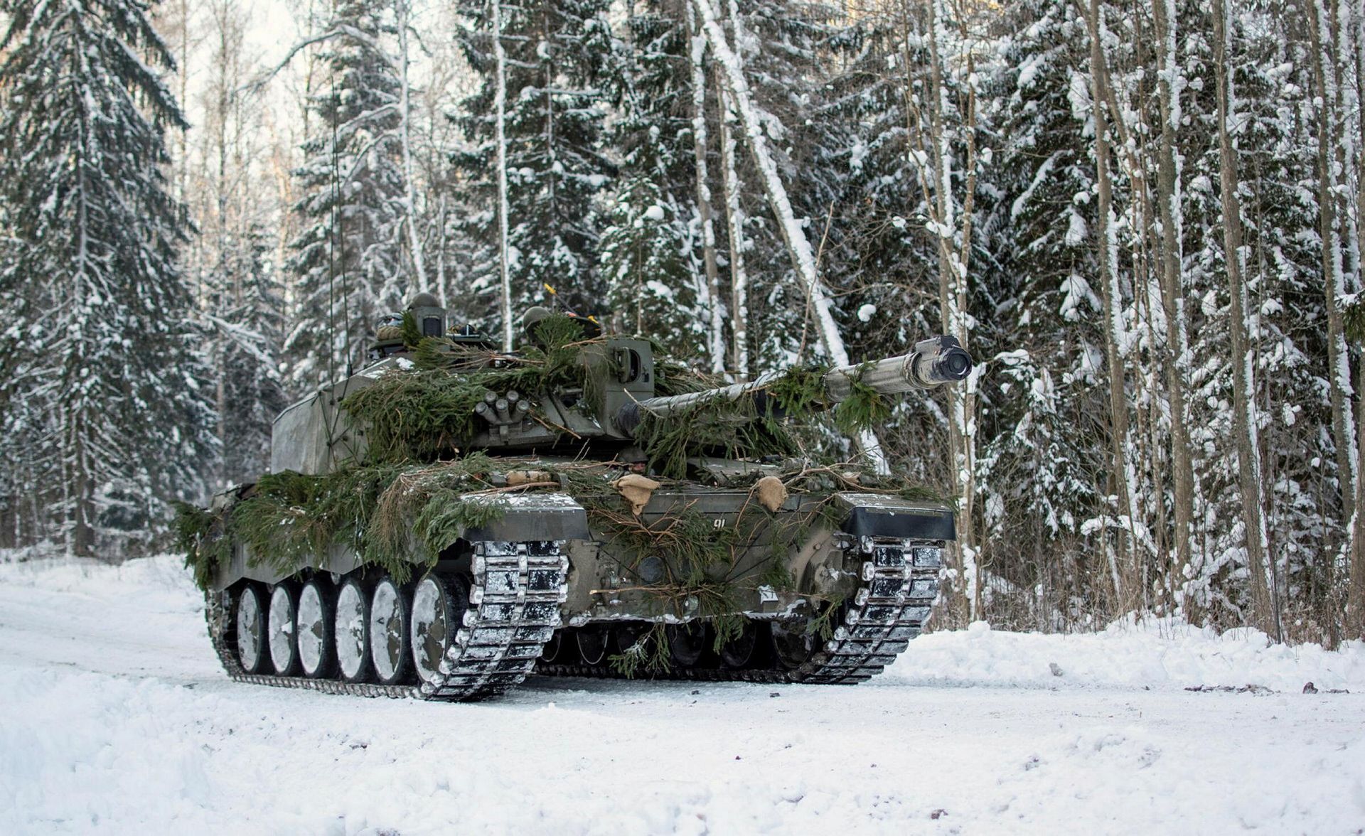 Основной боевой танк сухопутных войск Великобритании Challenger 2 Основной боевой танк сухопутных войск Великобритании Challenger 2 - РИА Новости, 1920, 18.01.2023