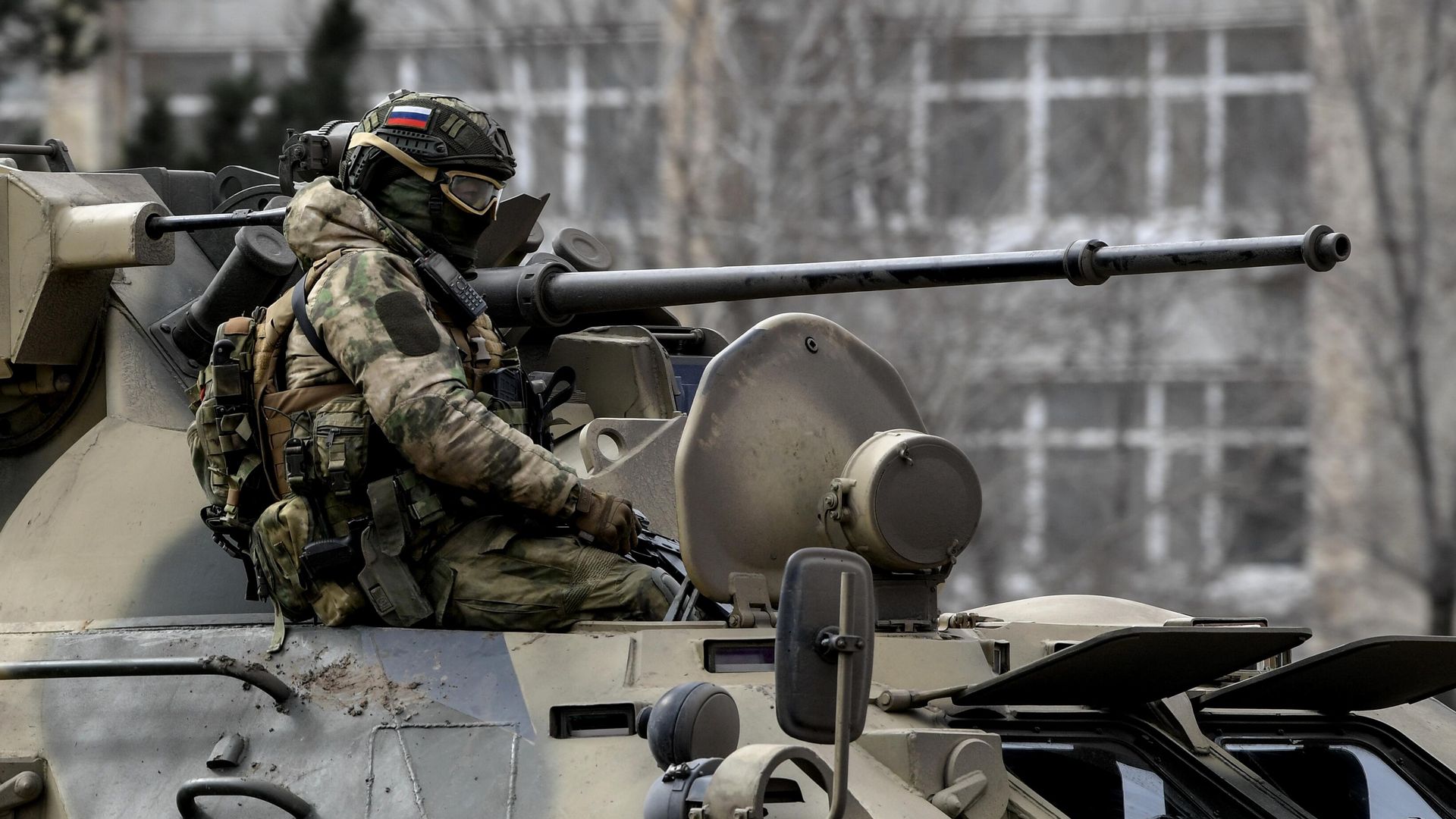 Военнослужащий на бронетранспортере БТР-82А ВС РФ Военнослужащий на бронетранспортере БТР-82А ВС РФ - РИА Новости, 1920, 02.04.2024