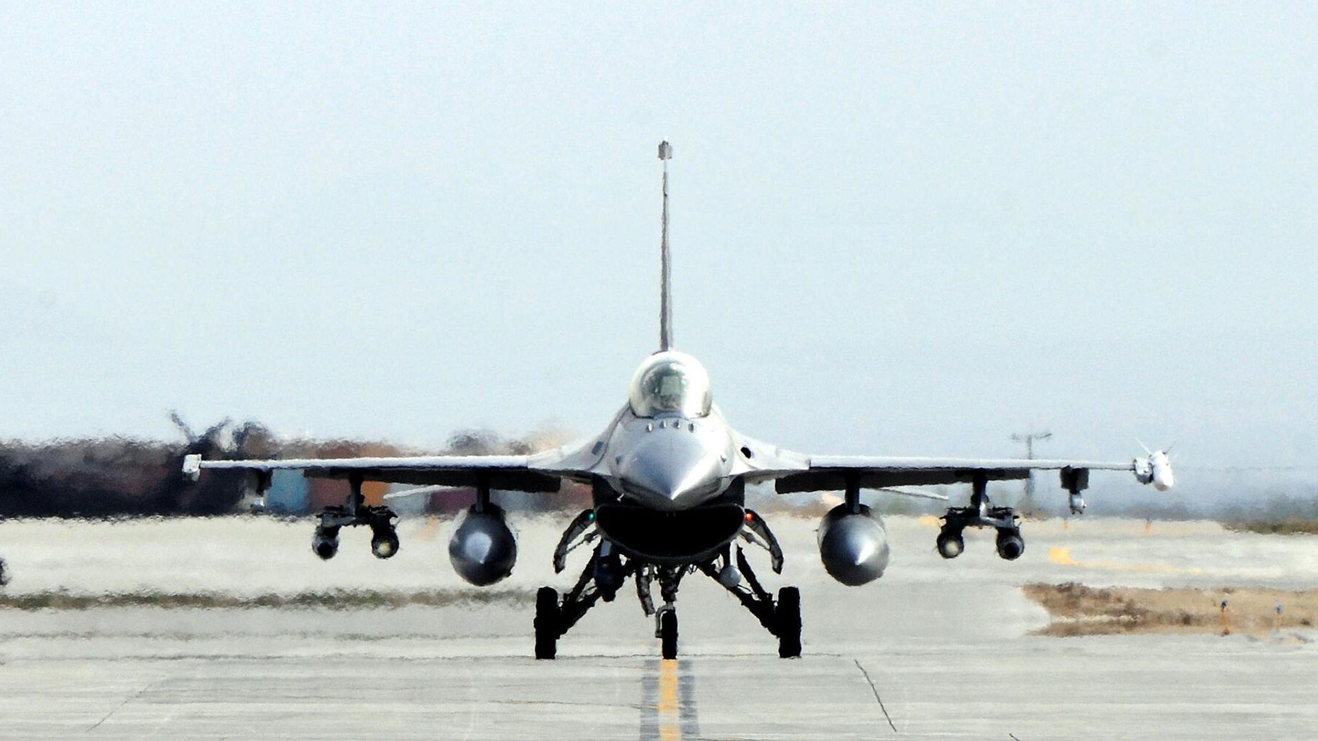 Американский истребитель F-16 Fighting Falcon Американский истребитель F-16 Fighting Falcon - РИА Новости, 1920, 20.05.2023