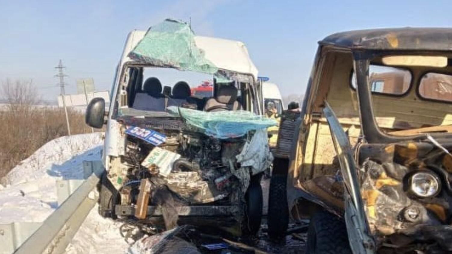 На месте ДТП в Свободненском районе Амурской области На месте ДТП в Свободненском районе Амурской области - РИА Новости, 1920, 21.01.2023