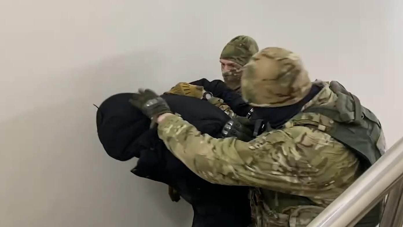 Задержание сотрудниками ФСБ РФ агента украинских спецслужб на территории Северо-Кавказского федерального округа Задержание сотрудниками ФСБ РФ агента украинских спецслужб на территории Северо-Кавказского федерального округа - РИА Новости, 1920, 23.01.2023