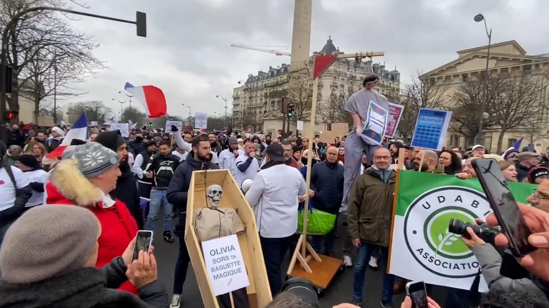 Акция пекарей в Париже против роста цен на электроэнергию Акция пекарей в Париже против роста цен на электроэнергию - РИА Новости, 1920, 23.01.2023