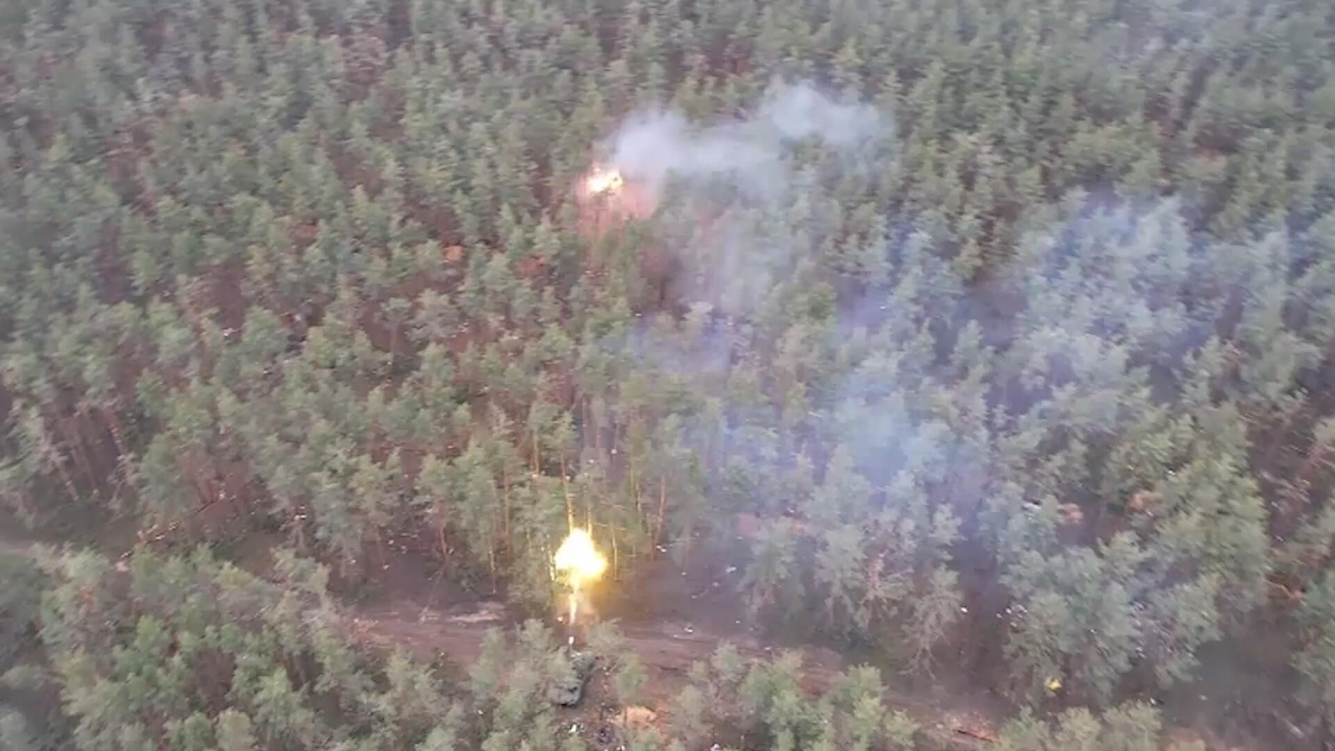 Поражение танка ВСУ при поддержке боевой машины Терминатор Поражение танка ВСУ при поддержке боевой машины Терминатор - РИА Новости, 1920, 24.01.2023