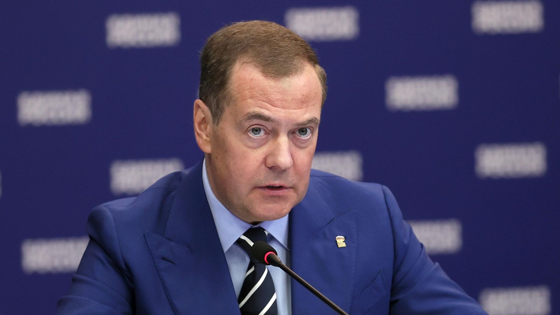 Председатель партии Единая Россия, зампред Совбеза России Дмитрий Медведев Председатель партии Единая Россия, зампред Совбеза России Дмитрий Медведев - РИА Новости, 1920, 27.03.2026