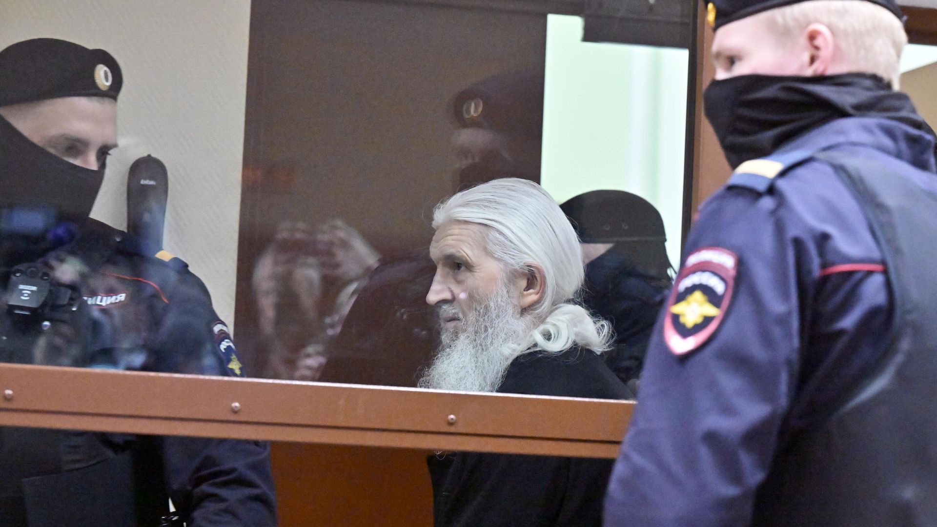 Бывший схиигумен Сергий (Николай Романов) во время оглашения приговора в Бабушкинском суде. 27 января 2023 Бывший схиигумен Сергий (Николай Романов) во время оглашения приговора в Бабушкинском суде. 27 января 2023 - РИА Новости, 1920, 27.01.2023
