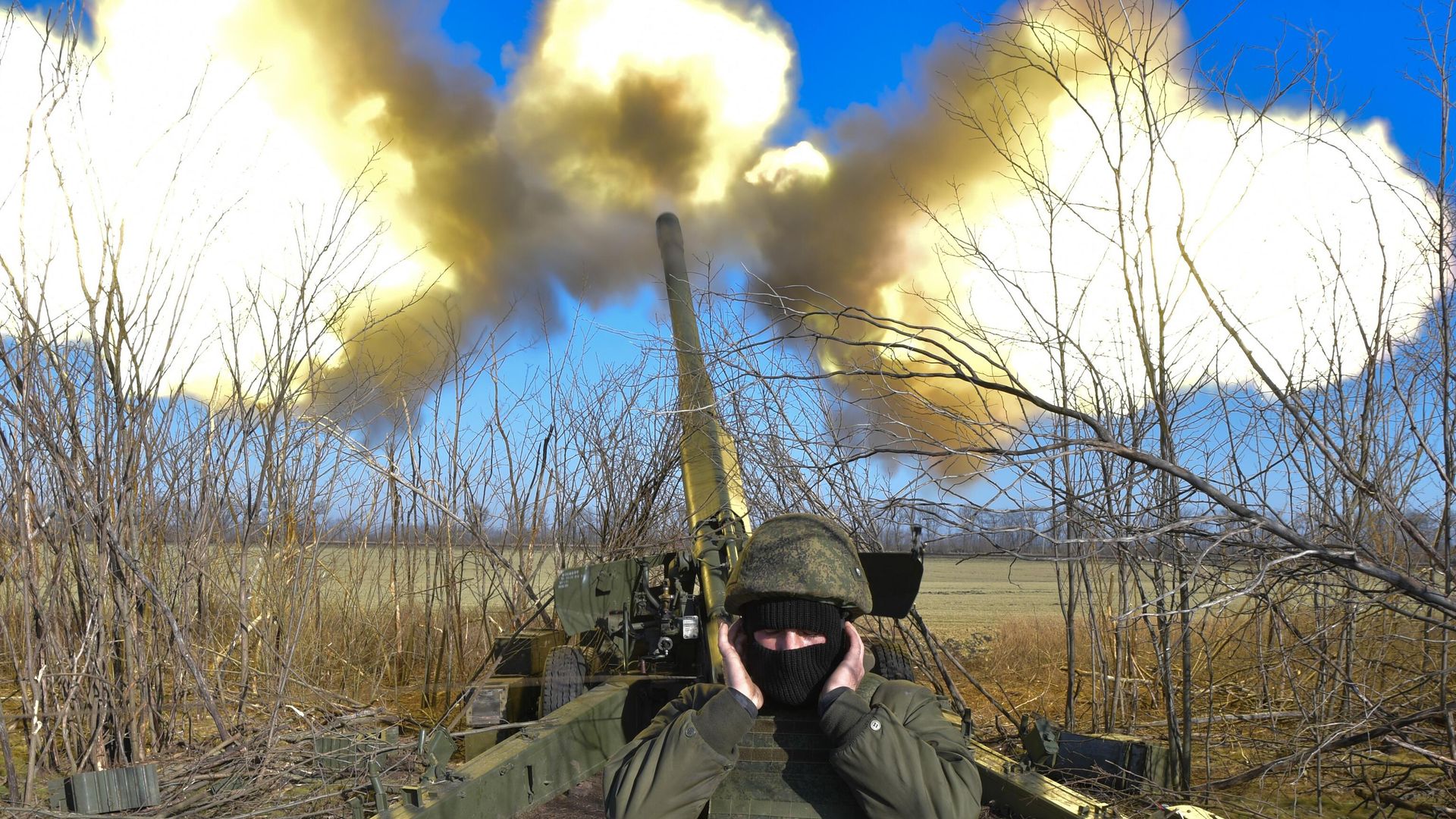 Боевая стрельба по целям ВСУ из самоходной артиллерийской установки Гиацинт Вооруженных сил России Боевая стрельба по целям ВСУ из самоходной артиллерийской установки Гиацинт Вооруженных сил России - РИА Новости, 1920, 02.02.2023