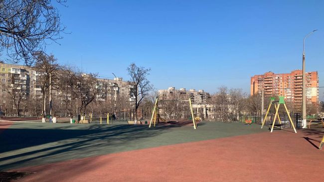 Площадка в школе №65 Площадка в школе №65