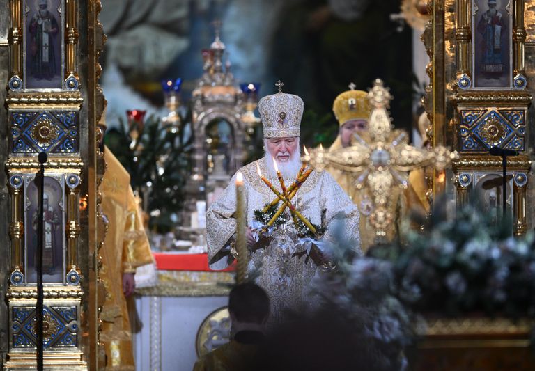 Патриарх Московский и всея Руси Кирилл во время Рождественского богослужения в храме Христа Спасителя в Москве Патриарх Московский и всея Руси Кирилл во время Рождественского богослужения в храме Христа Спасителя в Москве