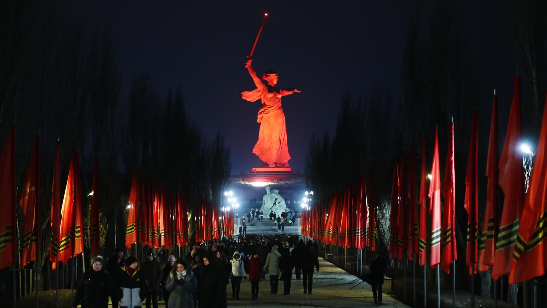 Монумент Родина-мать зовет! на Мамаевом кургане Монумент Родина-мать зовет! на Мамаевом кургане - РИА Новости, 1920, 02.02.2023